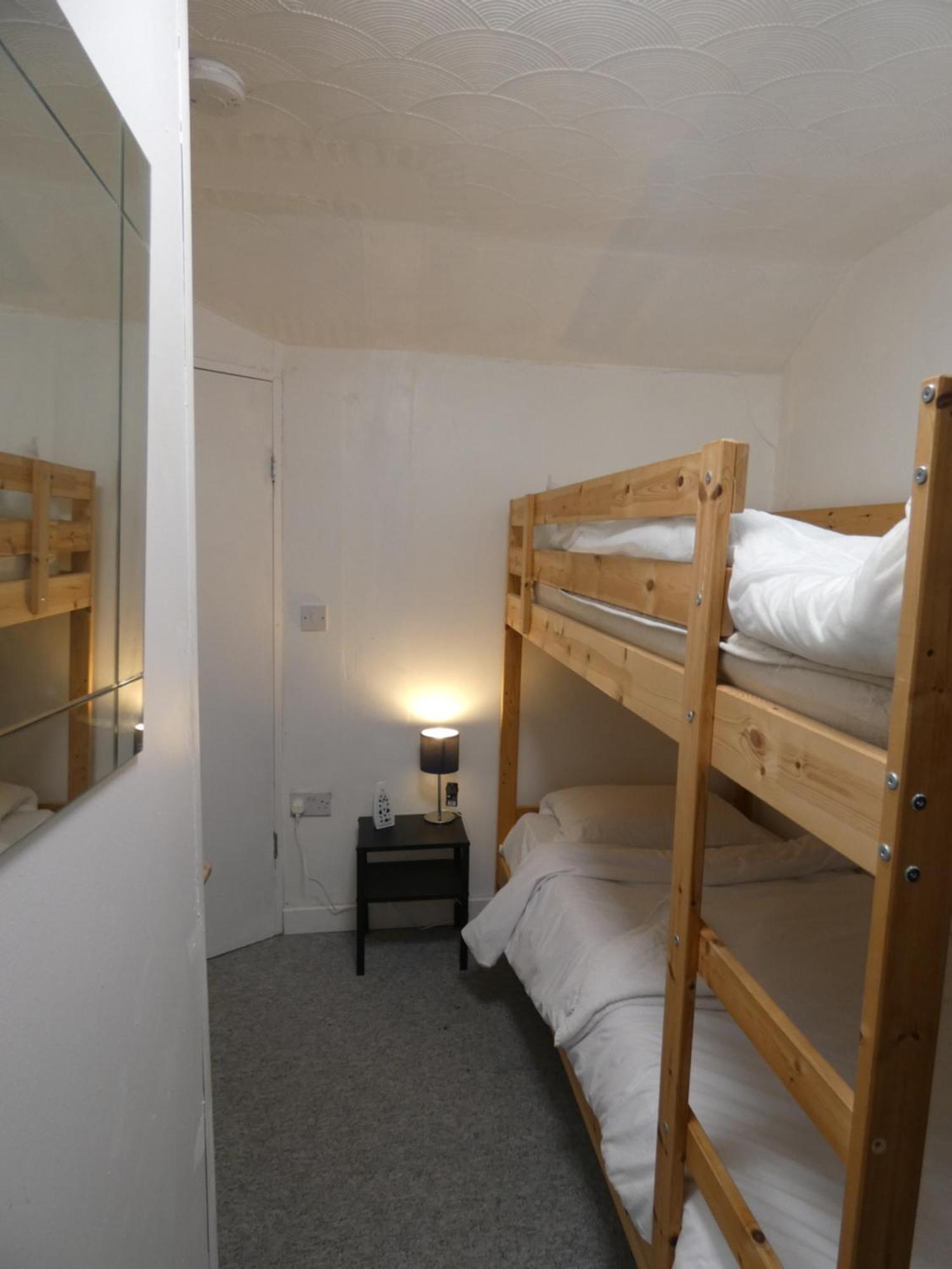 Bridge Street En Suite Rooms Merthyr Tydfil Extérieur photo